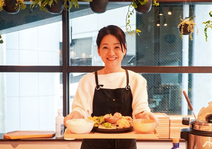 食と愛で支え続ける“日本サッカー界、伝説の寮母”のレストラン|SUNDAY MONDAY kitchen|新横浜